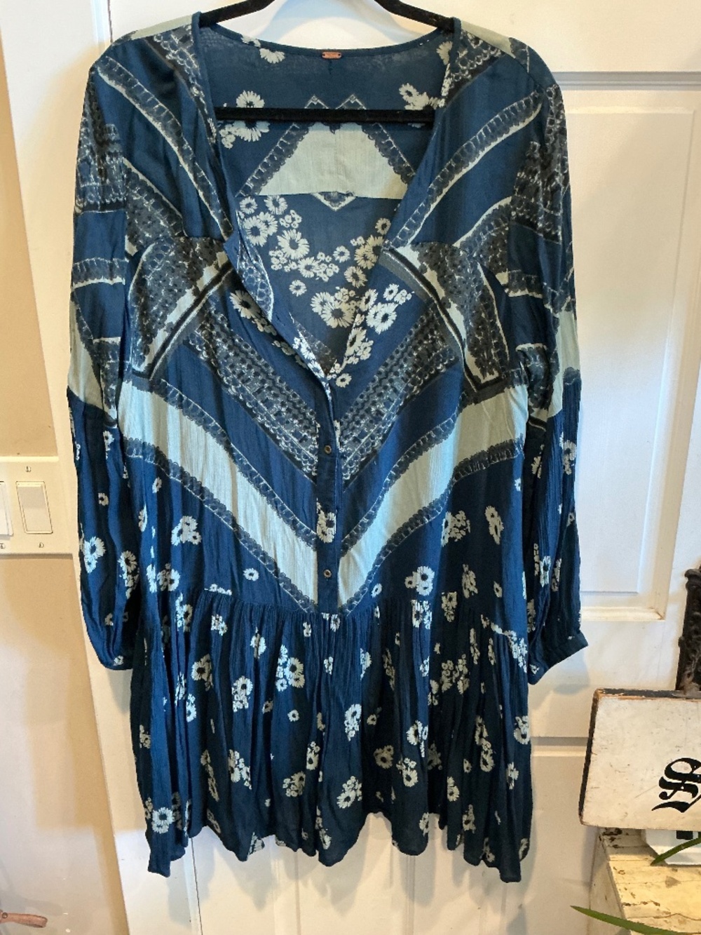 Free People Tunic with ruffled hem! Cool indigo blues colors! Possible xl size